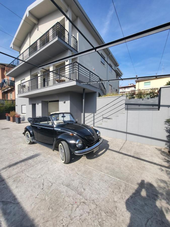 Via Goito 25 Rooms & Apartment Peschiera del Garda Zewnętrze zdjęcie