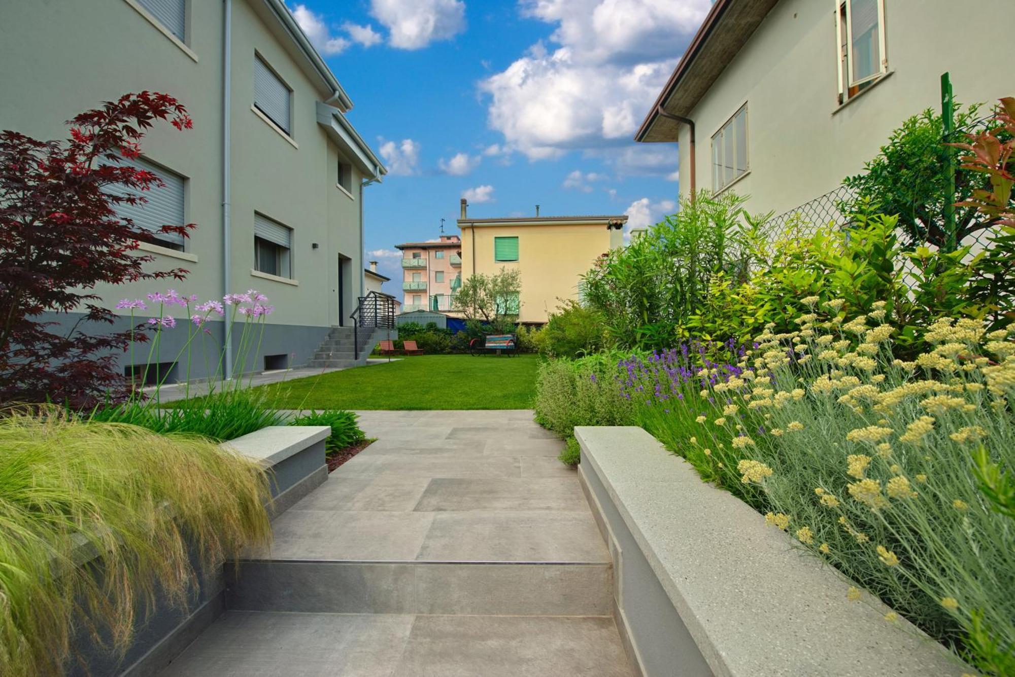 Via Goito 25 Rooms & Apartment Peschiera del Garda Zewnętrze zdjęcie