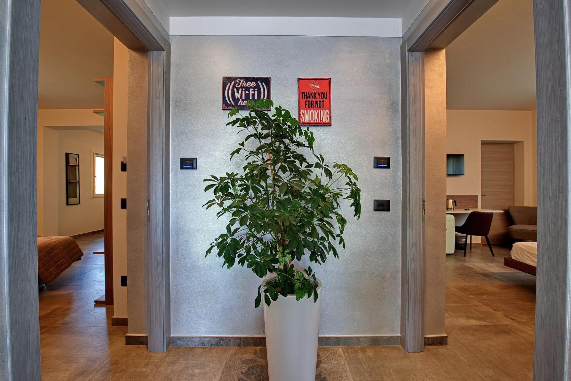 Via Goito 25 Rooms & Apartment Peschiera del Garda Zewnętrze zdjęcie