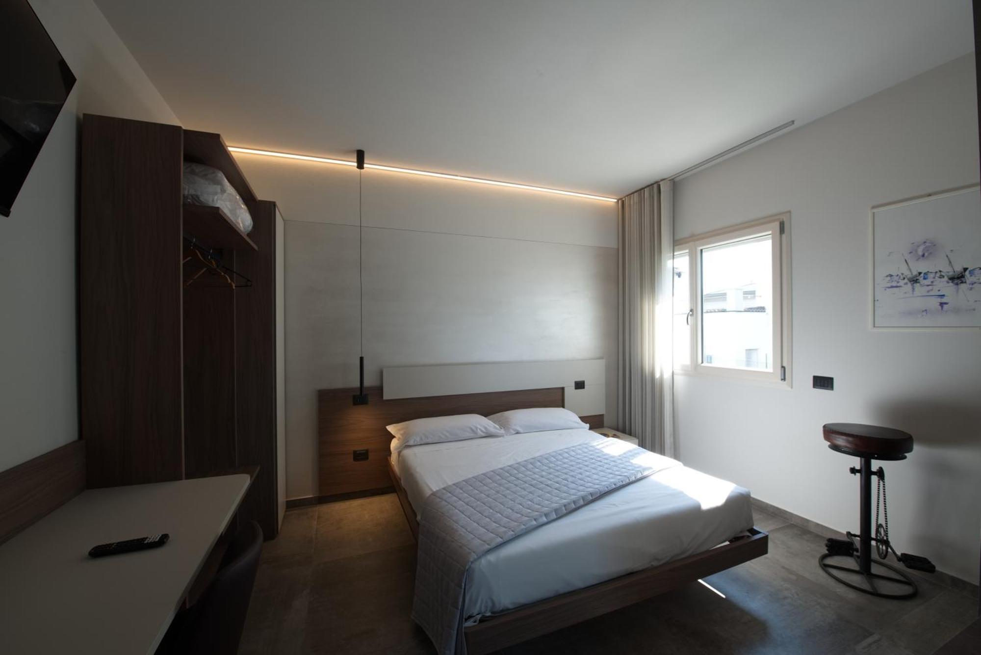 Via Goito 25 Rooms & Apartment Peschiera del Garda Zewnętrze zdjęcie
