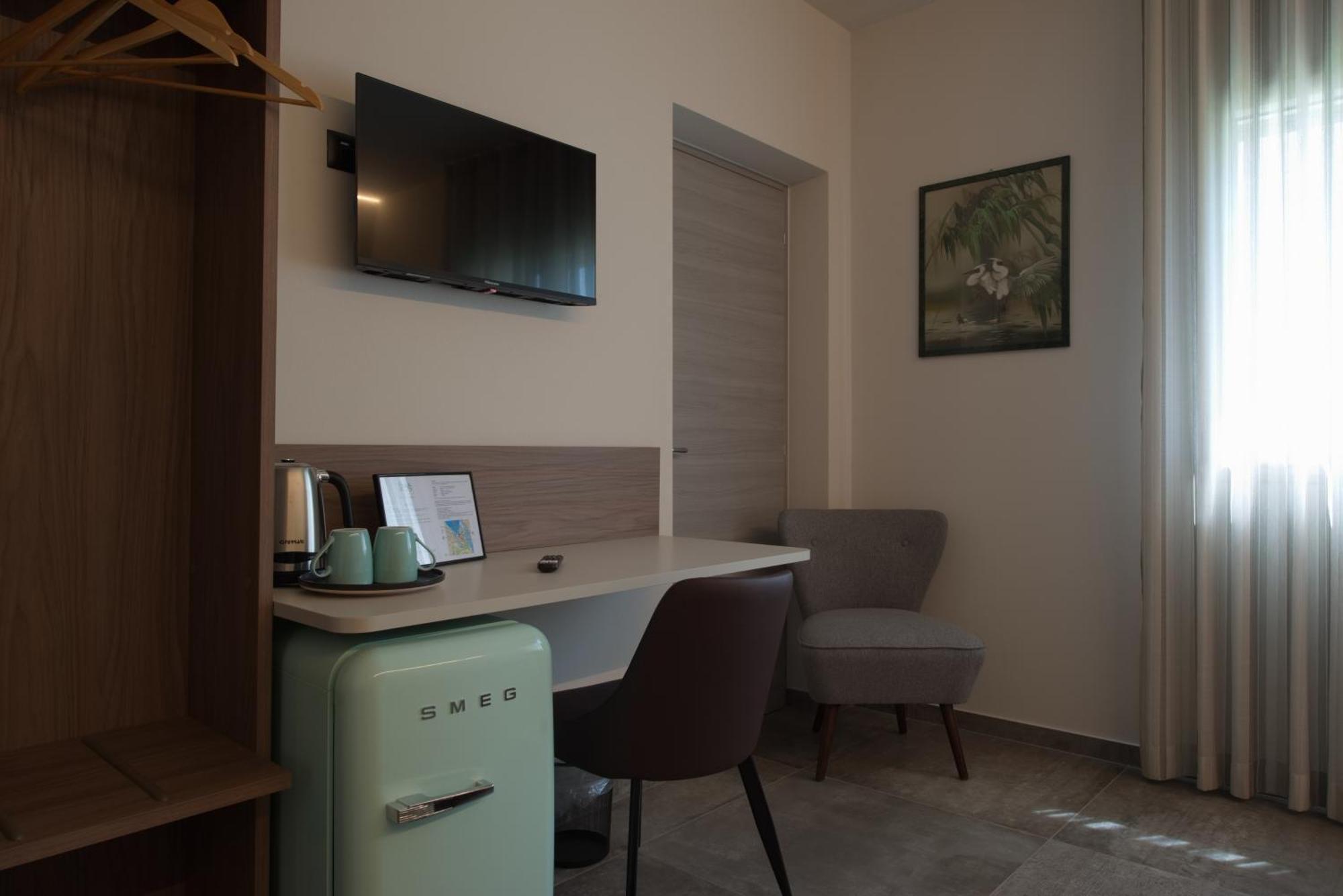 Via Goito 25 Rooms & Apartment Peschiera del Garda Zewnętrze zdjęcie